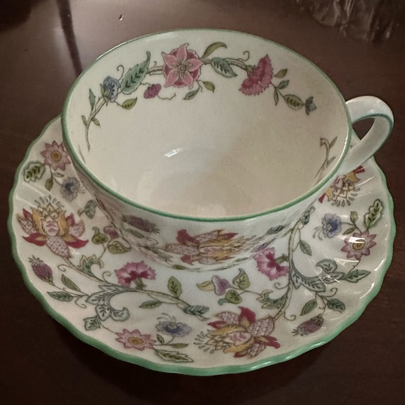 Minton Haddon Hall Bone China Teacup and Saucer - Picture 1 of 3